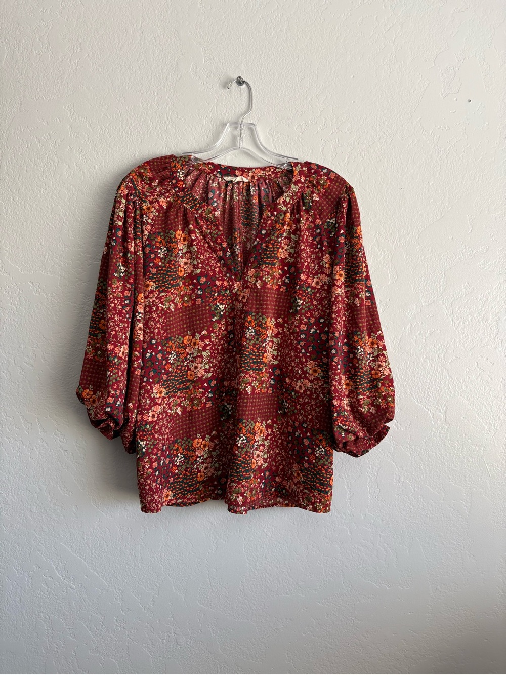 ❤️NEW entro Burgundy Floral Peasant Blouse